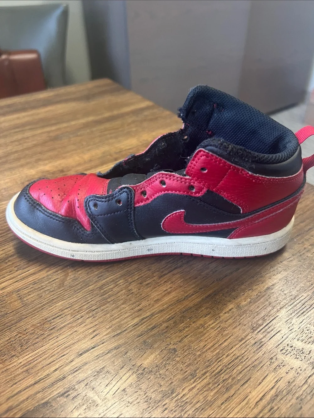 Nike youth high